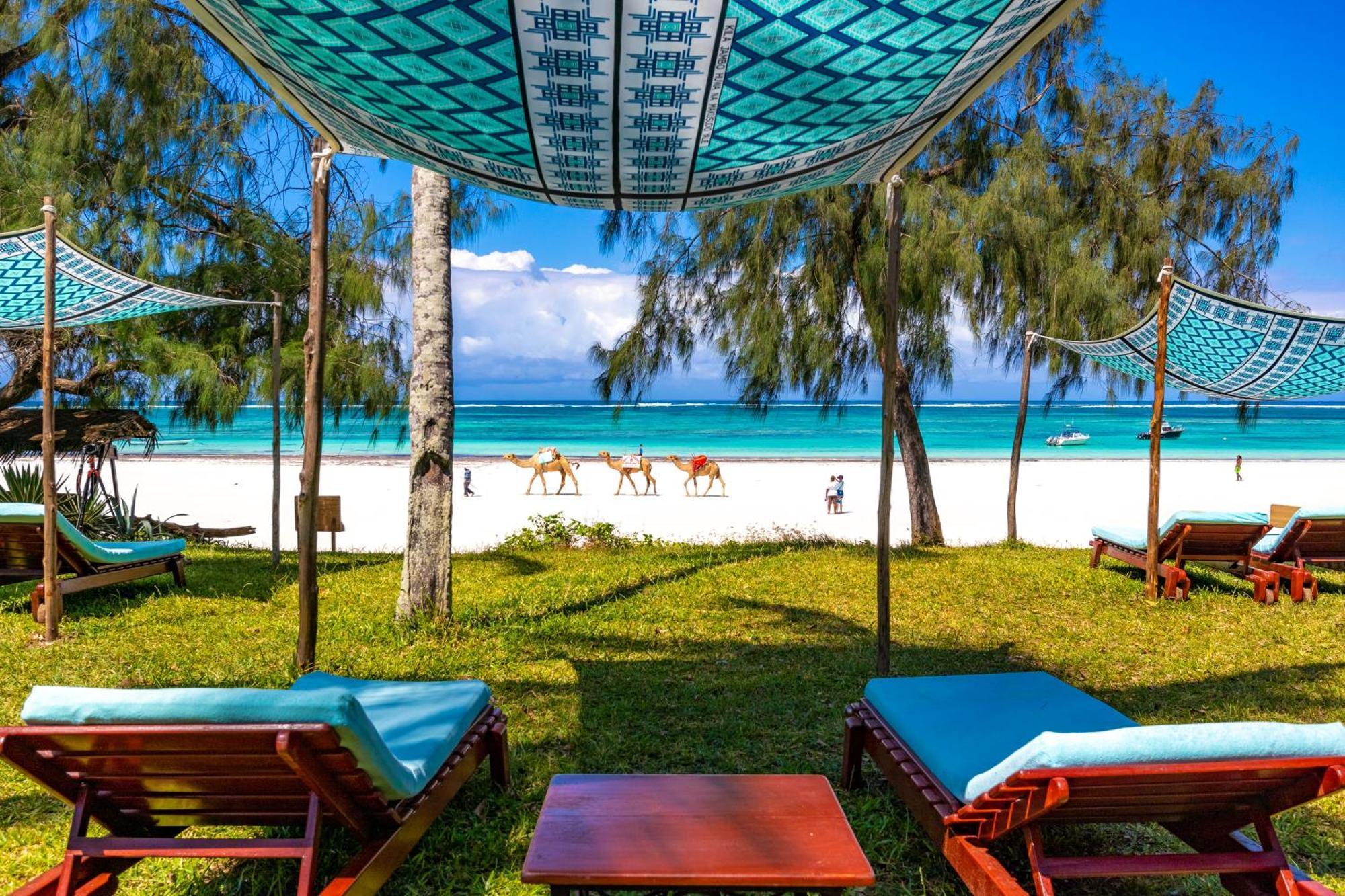 Nomad Beach Resort Diani Beach Exterior photo