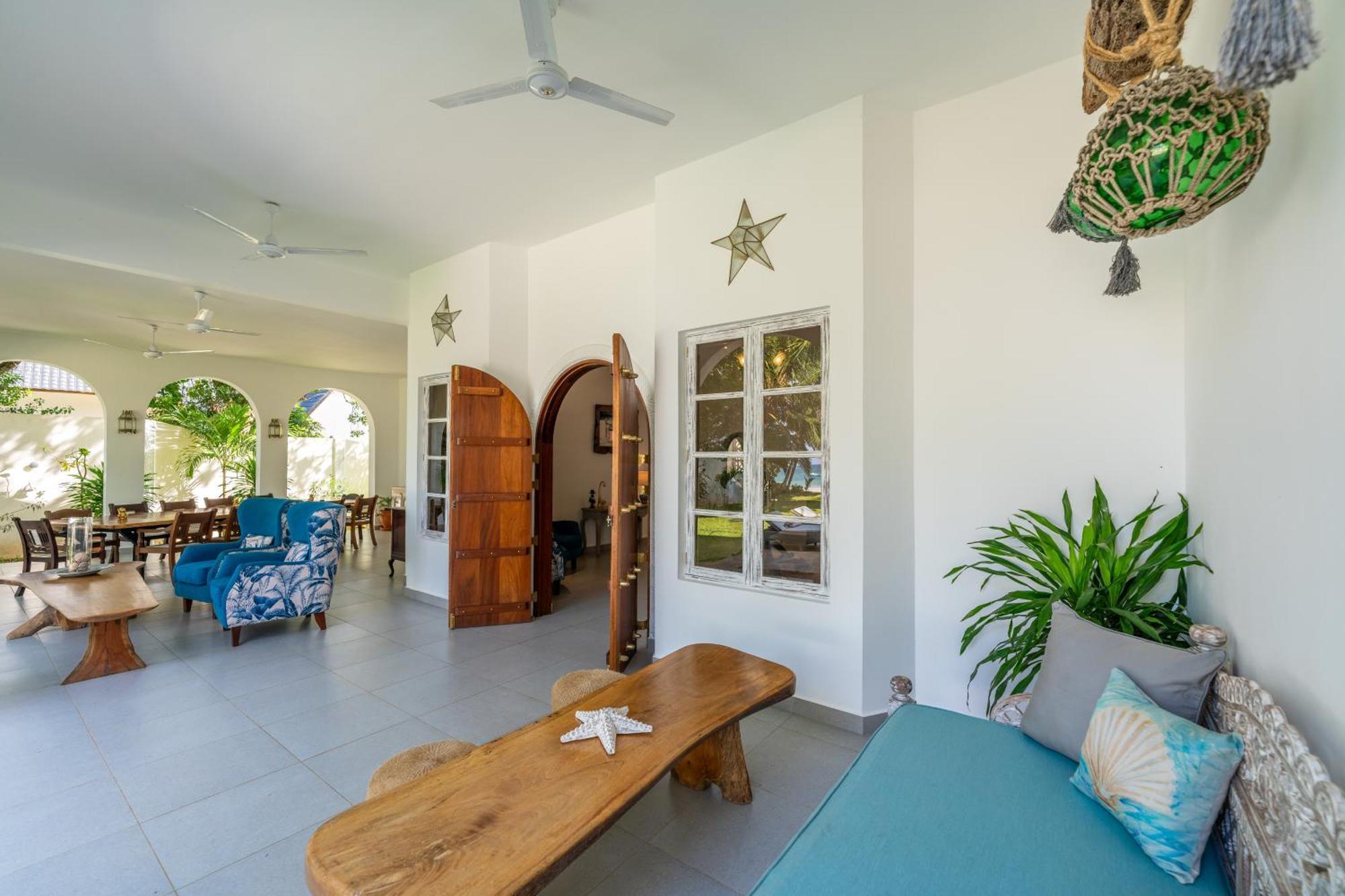 Nomad Beach Resort Diani Beach Exterior photo